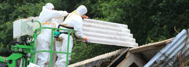 Schadstoffsanierung, alte Materialien durch neue ersetzen